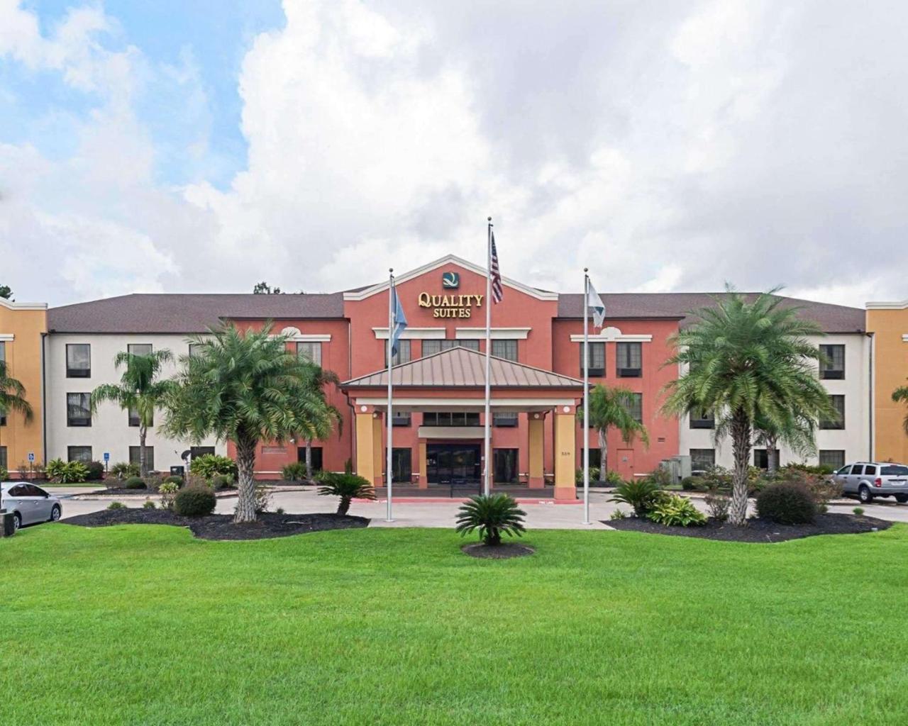 Quality Suites Sulphur Exterior foto