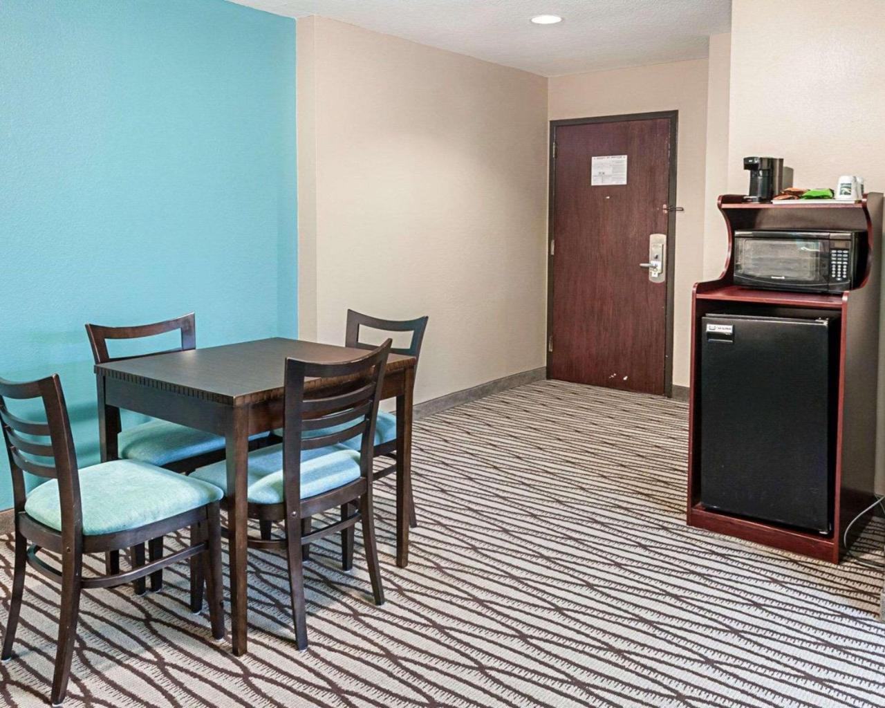 Quality Suites Sulphur Exterior foto